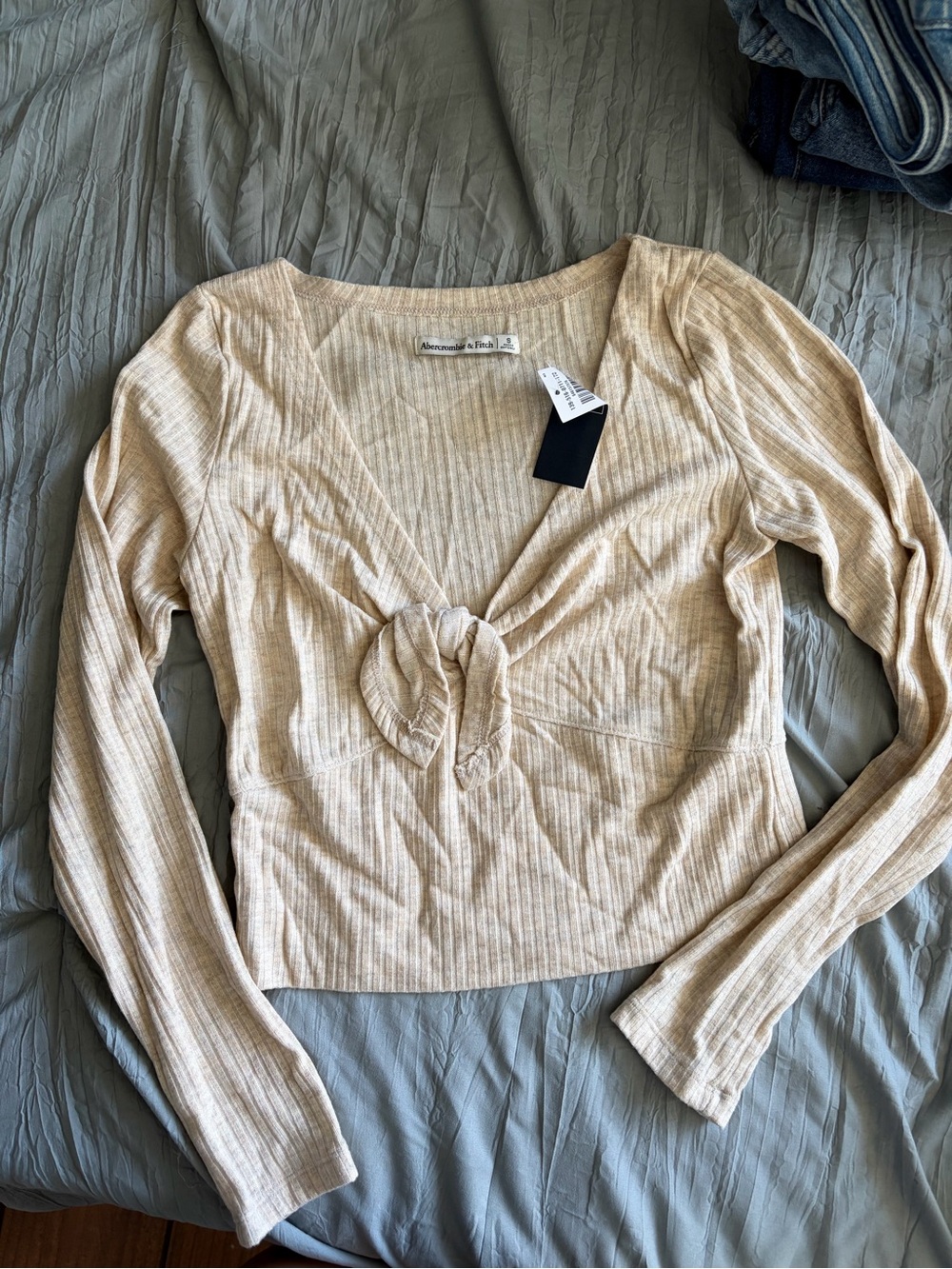 Abercrombie & Fitch Beige Ribbed Tie-Front Long Sleeve Crop Top